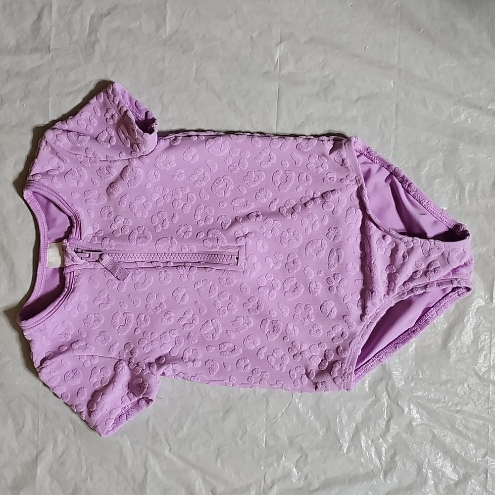 Cat & Jack Girl 4T Short Sleeve One Piece Purple Lined Swimsuit with Zipper Used